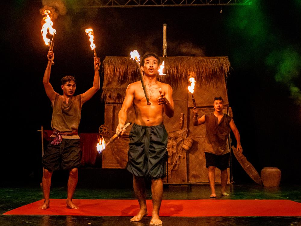 Learn how your circus ticket purchase impacts the students at Phare Ponleu Selpak and in Battambang