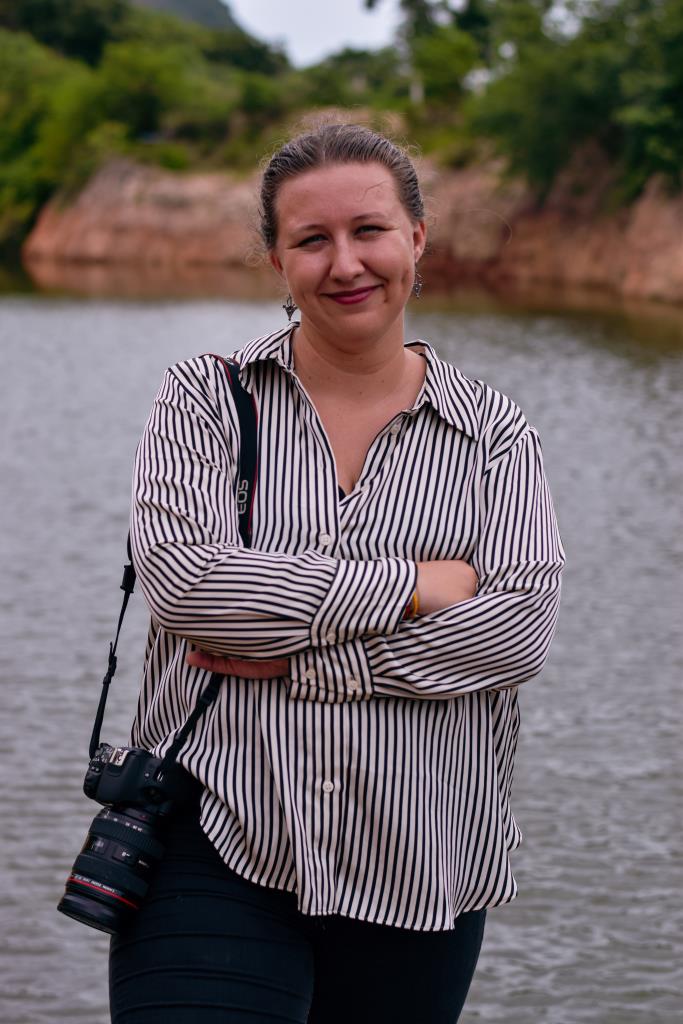 A portrait of Juliette Deloron, a photography volunteer at Phare Ponleu Selpak