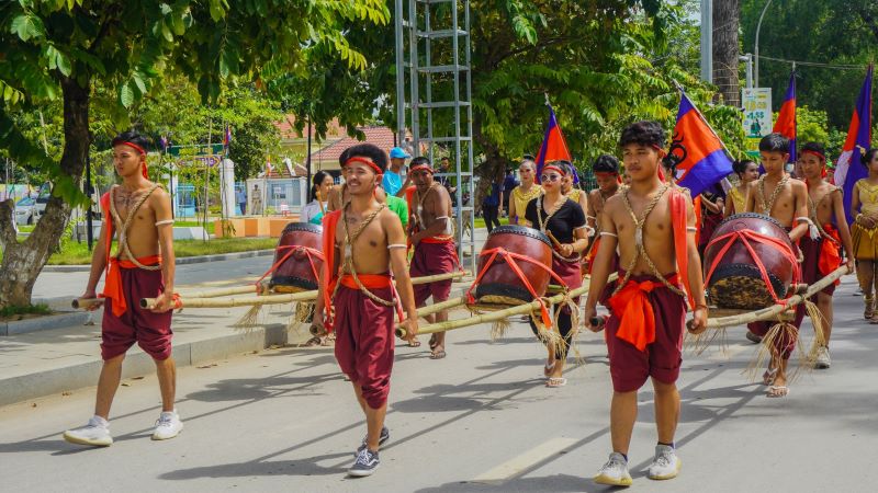 Students from Phare Ponleu Selpak at Battambang Water Festival