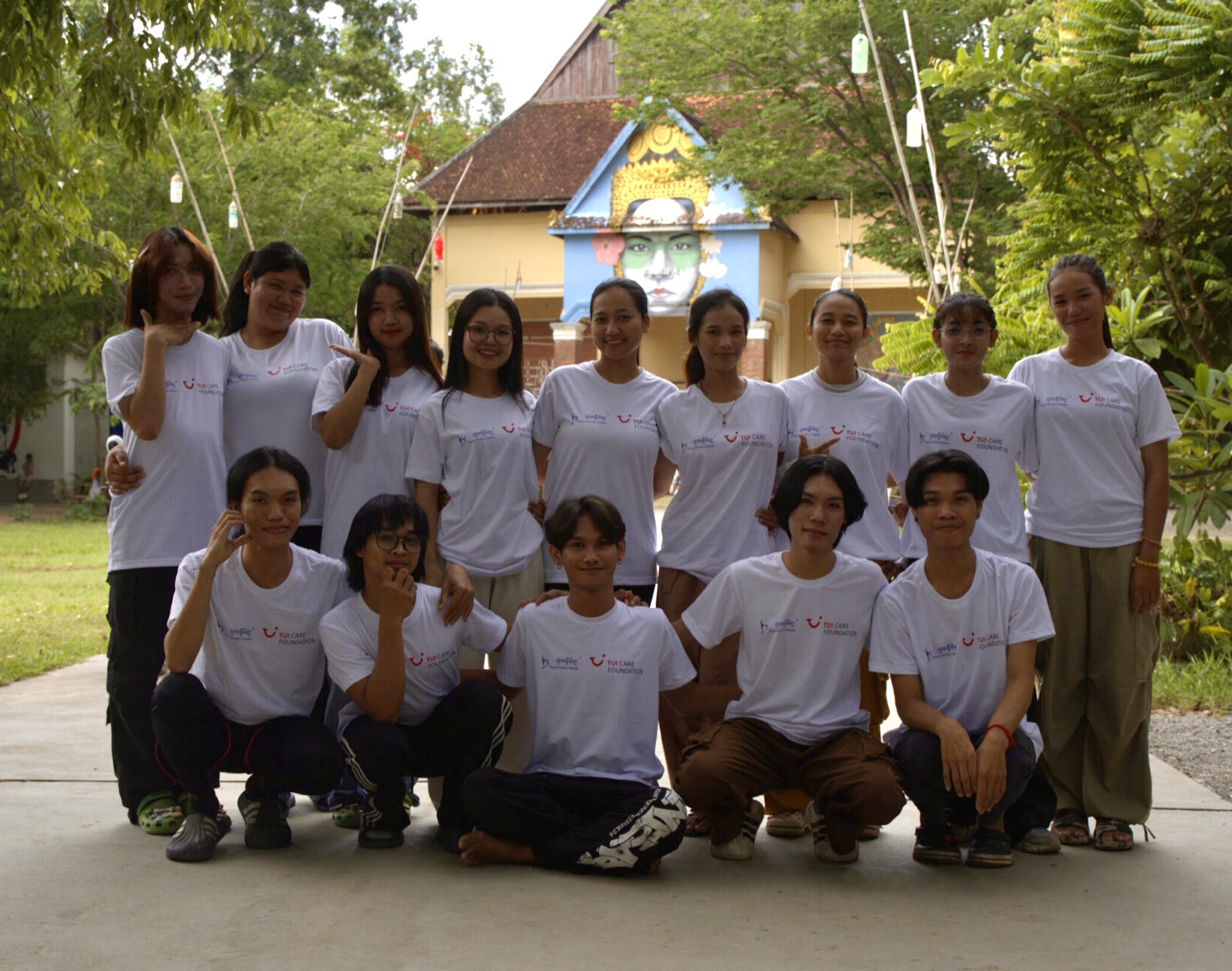 IMG_1373 TUI Foundation scholarship students from Phare Ponleu Selpak