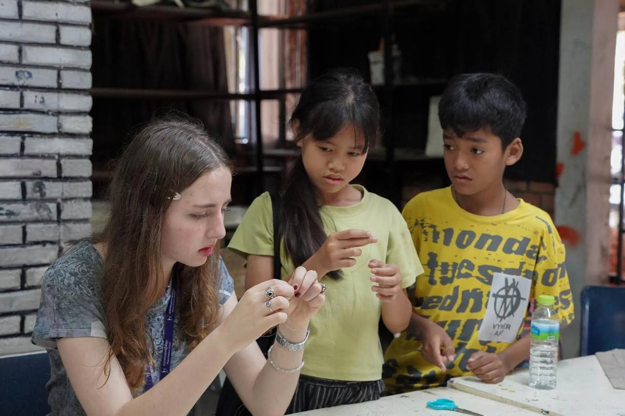 Teaching art at Phare: a foreigner’s perspective